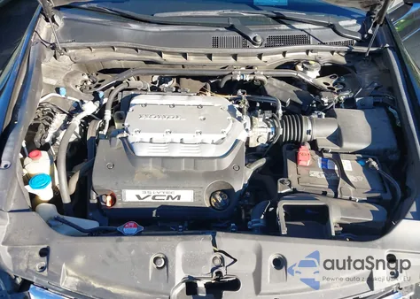 2011 Honda Accord 3.5 Ex-L from USA, damaged, VIN 1HGCP3F86BA028844